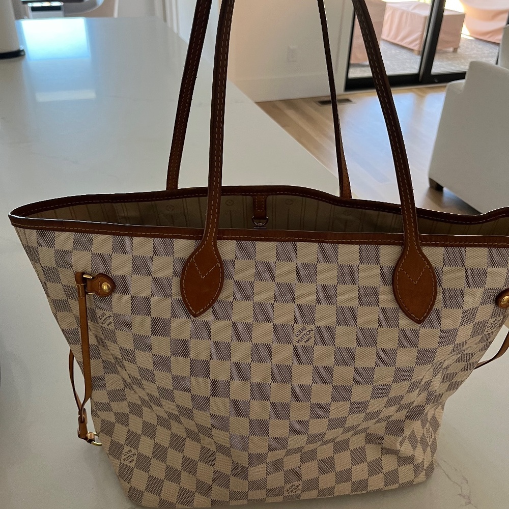 Louis Vuitton neverfull mm